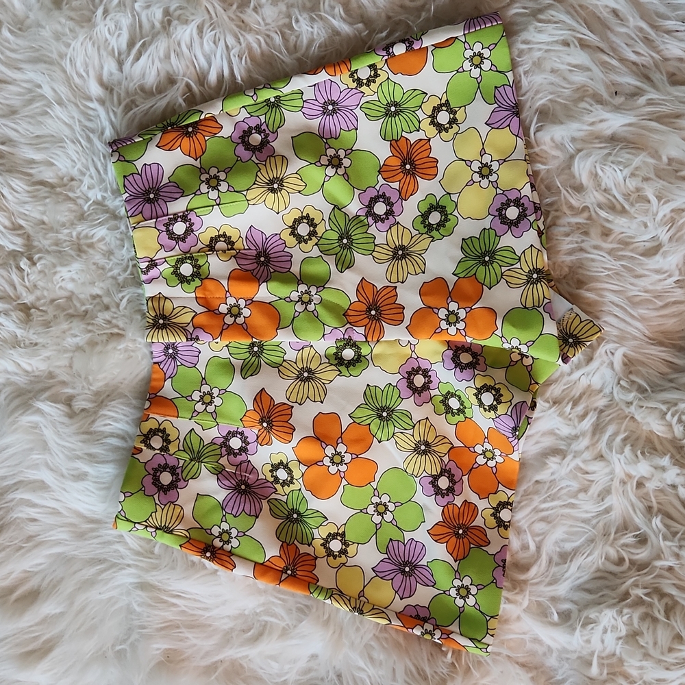 Zara floral print shorts NWOT size S